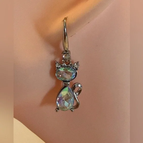 Silver and Multicolor Cat Earrings. - Picture 1 of 4